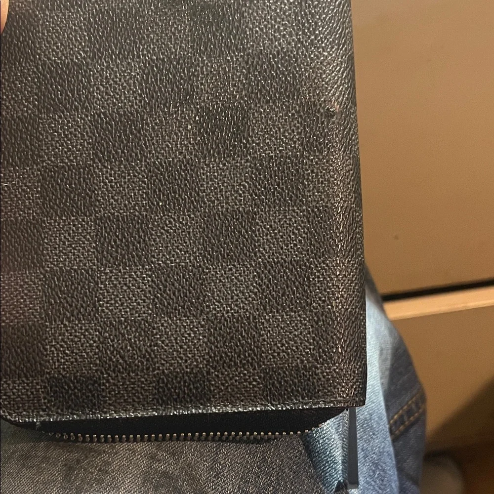 Louis Vuitton Damier Graphit Vertical Zipper Wallet Grey&Black (100% real) - Picture 13 of 13